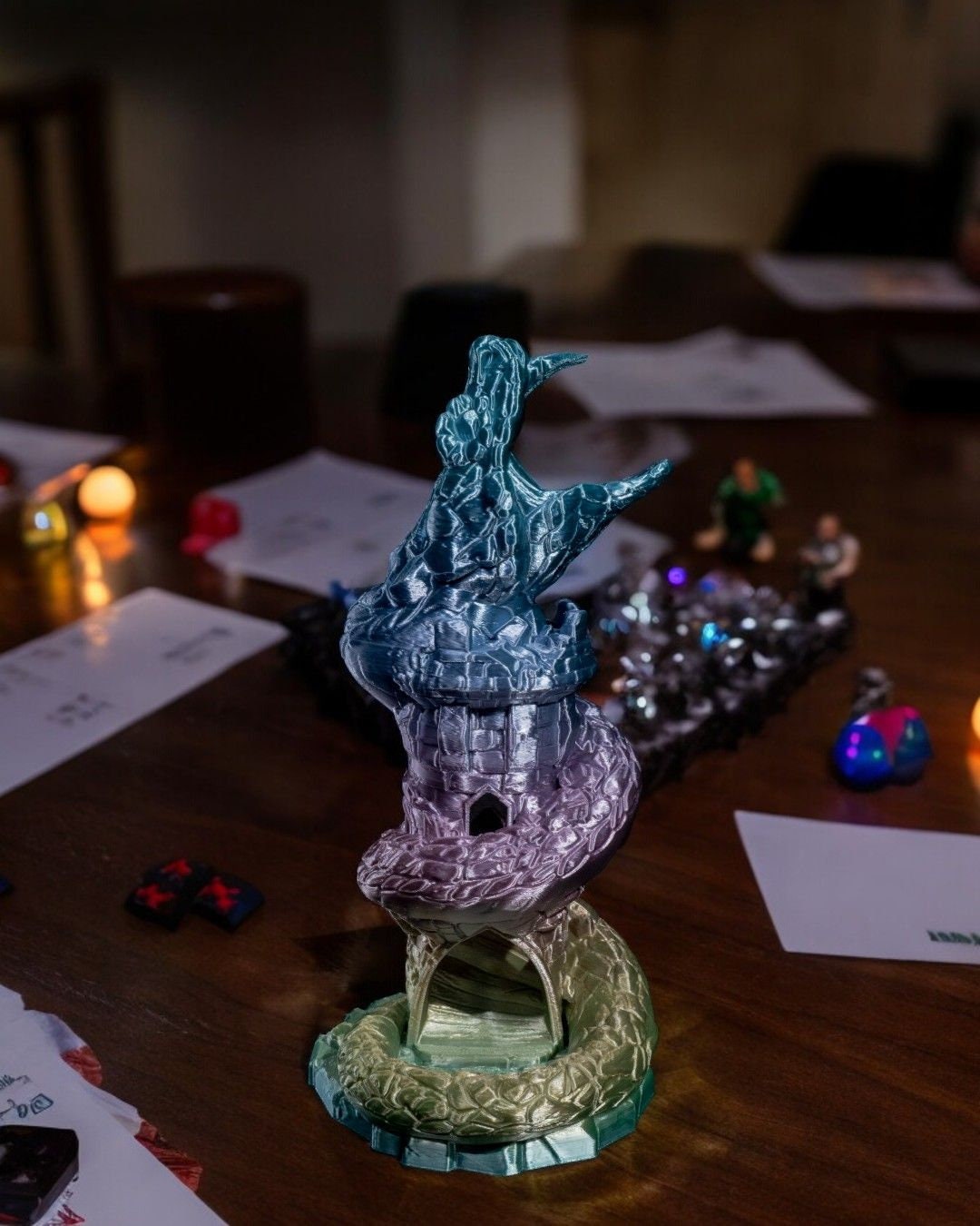 Basilisk Dice Tower: Mystical Rolling for Your Tabletop Adventures